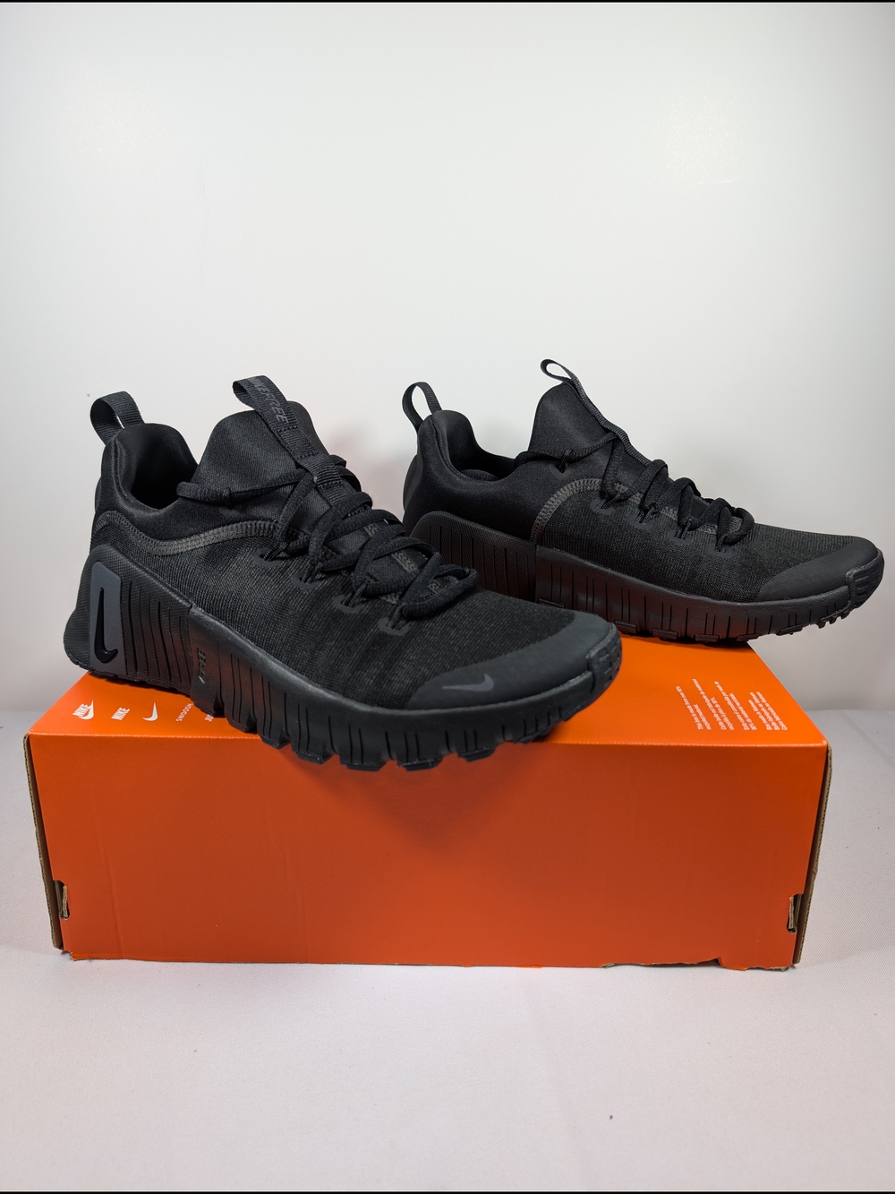 Nike FREE METCON 6 Size 8.5 Women FJ7126 003 No Lid 12/04/24